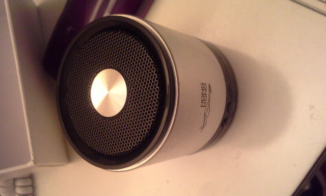 bluetooth speaker-Spechtech T270 Junior in General Electronics in City of Toronto - Image 2