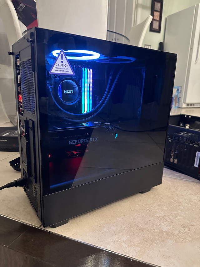 Custom NZXT Gaming PC (Very Powerful) Desktop Computers City of