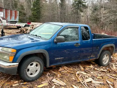 2005 Canyon for parts good doors fenders cab engine runs good 160km auto tans drives good frame rust...