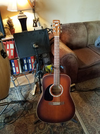 Left Handed Art And Lutherie Acoustic Guitar With Gig Bag
