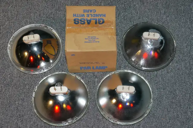 Par 56 Lamp x 4 in Performance & DJ Equipment in Laval / North Shore - Image 2