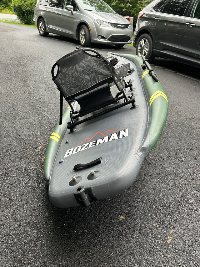 Inflatable fishing Kyak with pedal drive system. Canoes, Kayaks