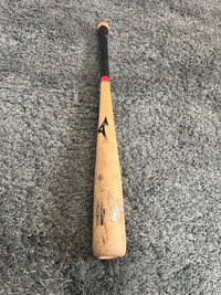Wood Baseball Bat - Mizuno Maple 31"