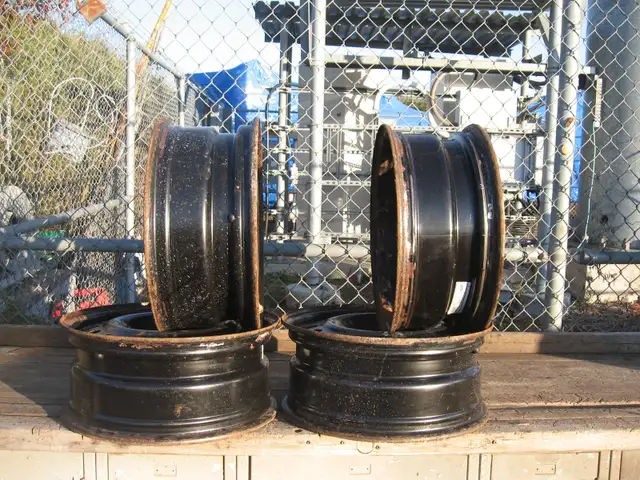 4 STEEL CAR RIMS - in NEWCASTLE in Tires & Rims in Oshawa / Durham Region - Image 7
