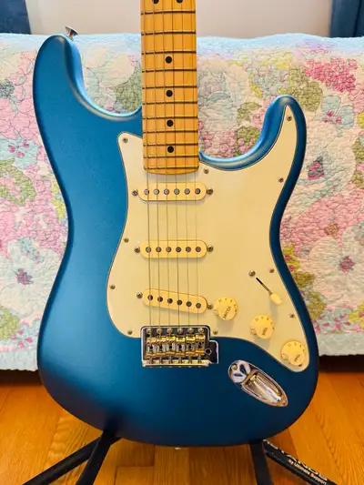 Fender American Professional II Stratocaster, View more