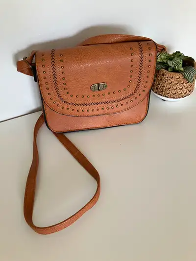 Sac à mains, View more