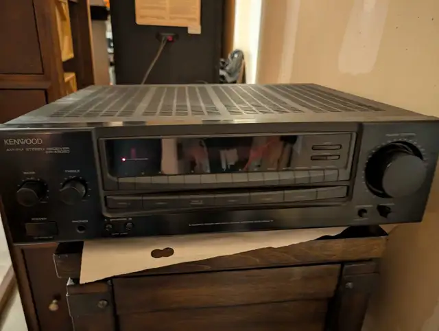 Kenwood KR-A5060 AM/FM Stereo Receiver in Stereo Systems & Home Theatre in Markham / York Region - Image 2