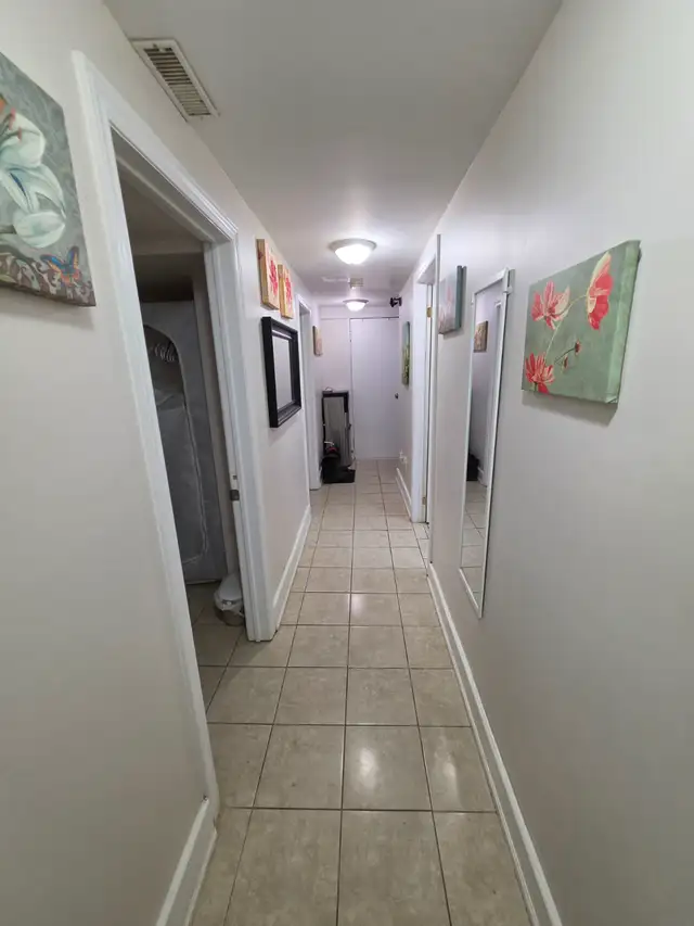 **FULLY FURNISHED ROOM FOR RENT – Wilson & Bathurst** in Room Rentals & Roommates in City of Toronto - Image 5