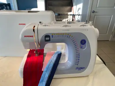 It’s barely used, it has all original accessories, included. Recently serviced, it has 6 months free...