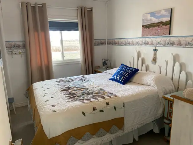 Oceanfront Beach House North Lake in Prince Edward Island in Canada - Image 11