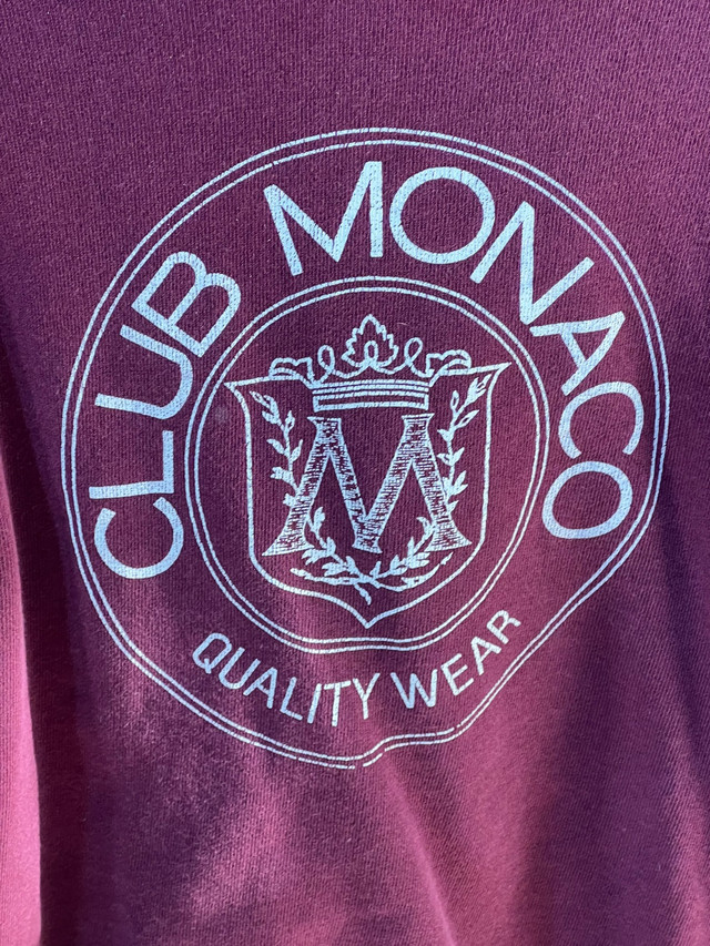 Vintage Club Monaco sweatshirt large in Women's - Tops & Outerwear in Winnipeg - Image 2
