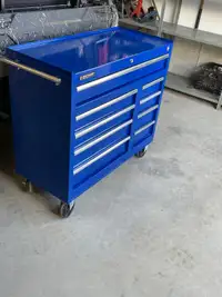 Tool chest 