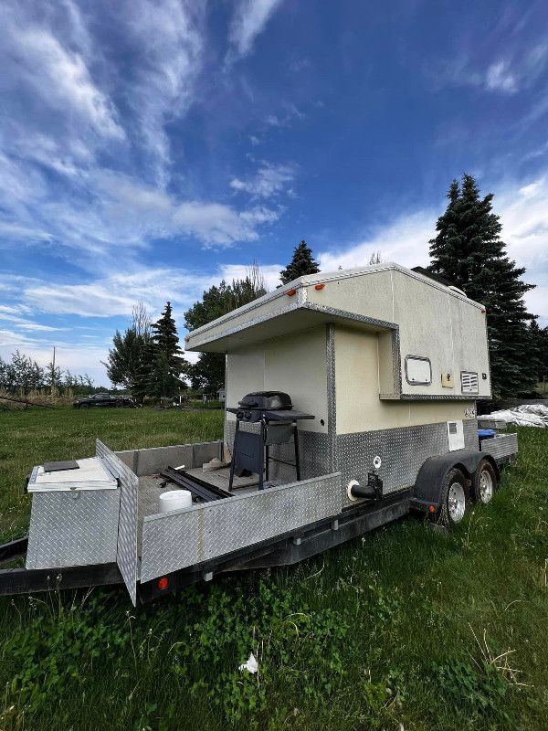 Toy hauler trailer in Travel Trailers & Campers in Red Deer - Image 2