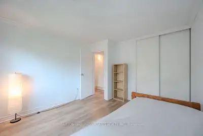 STUDENT RENTAL AVAILABLE-WATERLOO-CLOSE TO UNIVERSITY/COLLEGE