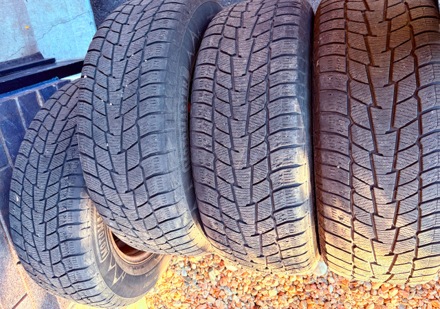 4 Winter Tires with Rims – Good ConditionMotomaster 235/65R17 in Tires & Rims in Gatineau