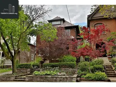 3+1-bedroom Edwardian house rental in the heart of the Durand community, perfect for a family or 2 t...