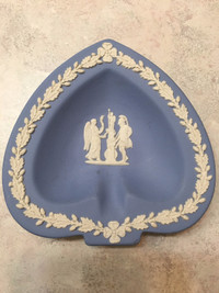 ANTIQUE WEDGEWOOD HEART SHAPED DISH