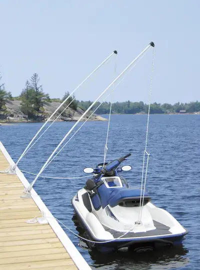 Nos fouets d’amarrage sont faits de fibre de verre et sont conçus pour empêcher votre bateau de se h...