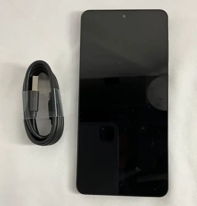 Samsung S25 Edge-512GB-W/ Charger (55159) in Cell Phones in North Bay - Image 2