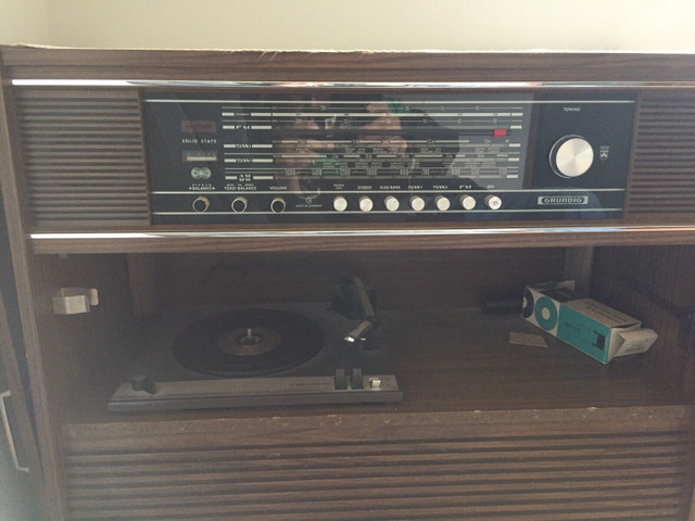 radio GRUNDIG in Stereo Systems & Home Theatre in Leamington
