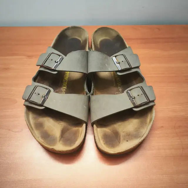 Birkenstock Arizona Birkibuc Sandals ( Size 13 Mens US ) in Men's Shoes in Mississauga / Peel Region - Image 3