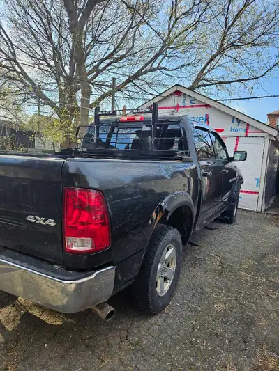 We've been driving this truck forever, never gave any major problems. Selling as it is, willing to n...