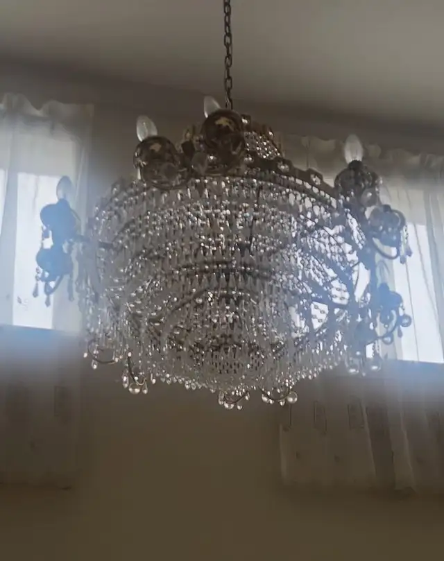 Crystal Hall Chandelier - Timeless & Elegant in Indoor Lighting & Fans in Markham / York Region - Image 3