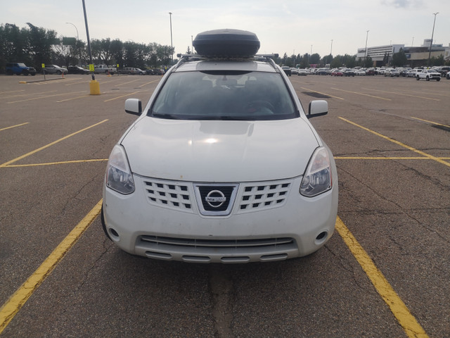 2010 Nissan Rogue in Cars & Trucks in Edmonton - Image 3