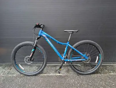 Liv by Giant Bliss 2 Mountain Bike XS 26" Disc Brakes, View more