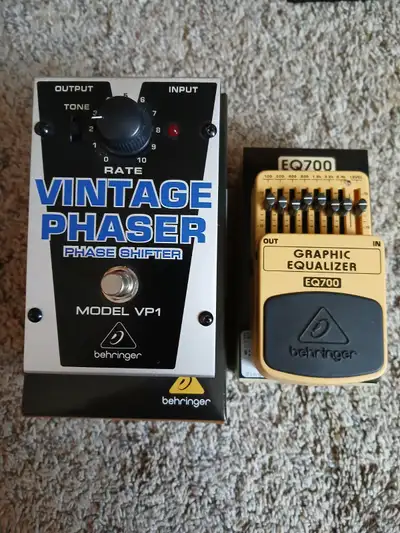 Two great sounding budget pedals in perfect condition. Hardly ever used and both come with original...