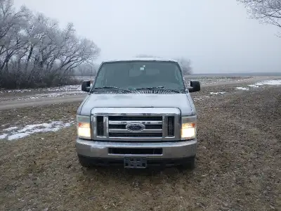 2008 Ford E-350 SD XL Extended  Van