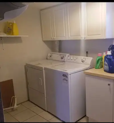 Private room available for rent in a 2 bedroom basement. Very close to bank,shopping mall,bus stop a...