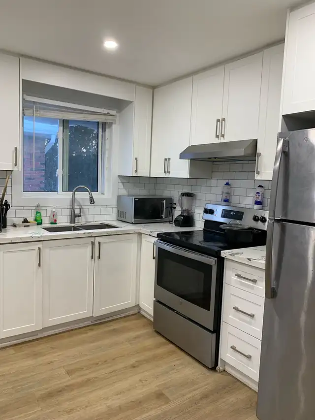 PRIVATE ROOM FOR RENT – OSHAWA (Stevenson & Rossland)$775/month