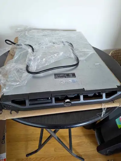 Dell Server PowerEdge R410, View more