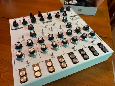 Soma Labs Lyra 8 Synth - Mint in box with power supply. $1000