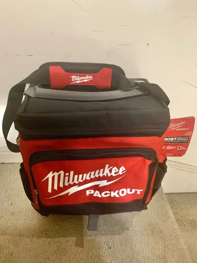 MILWAUKEE PACKOUT JOBSITE SOFT COOLER BAG, View more