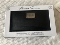 Kenneth Cole Brand New Leather Wallet, Black