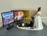 NEW - Overwatch Gamer Video Game Wedding Cake Topper, Souvenir