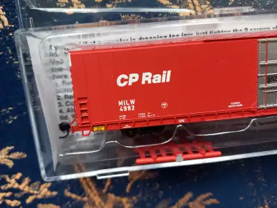 Factory equipped with body mount Micro Trains couplers/trucks and superbly detailed. Shipping availa...