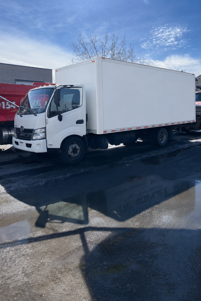 Camion cube avec machine à laine soufflée Heat seal, kit complet, View more