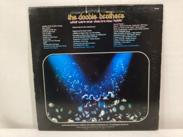 THE DOOBIE BROTHERS (WHAT WERE ONCE VICES ARE NOW HABITS) LP in Arts & Collectibles in Winnipeg - Image 2