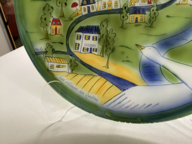 PRICE DROP! Gorgeous 15” Decorative Glass Platter dans Décoration intérieure et accessoires  à Ouest de l’Île - Image 2