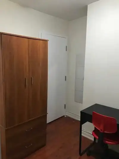 Private Room  & Bathroom  - Available