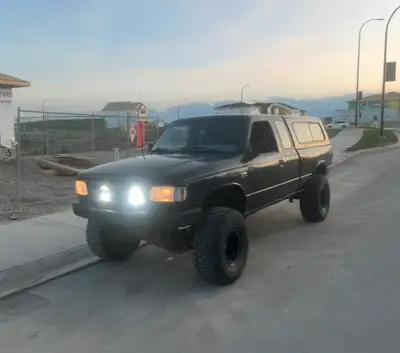 Mazda B4000/Ford Ranger 4.0L V6 Auto with 184,543kms very low for the year and these motors are know...