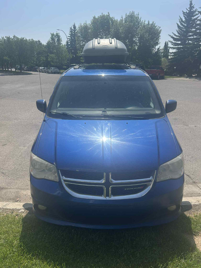 dodge grand caravan in Cars & Trucks in Calgary
