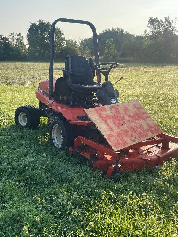 Kubota lawn mower/plow with cab Farming Equipment St. Catharines