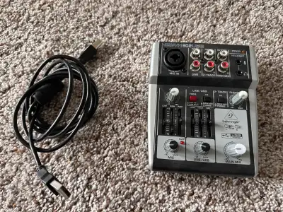 Compact Behringer Xenyx 302USB mixer / audio interface. Works perfectly. • USB audio interface (plug...