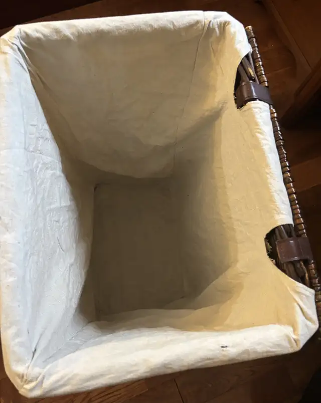 laundry basket64519992996609123