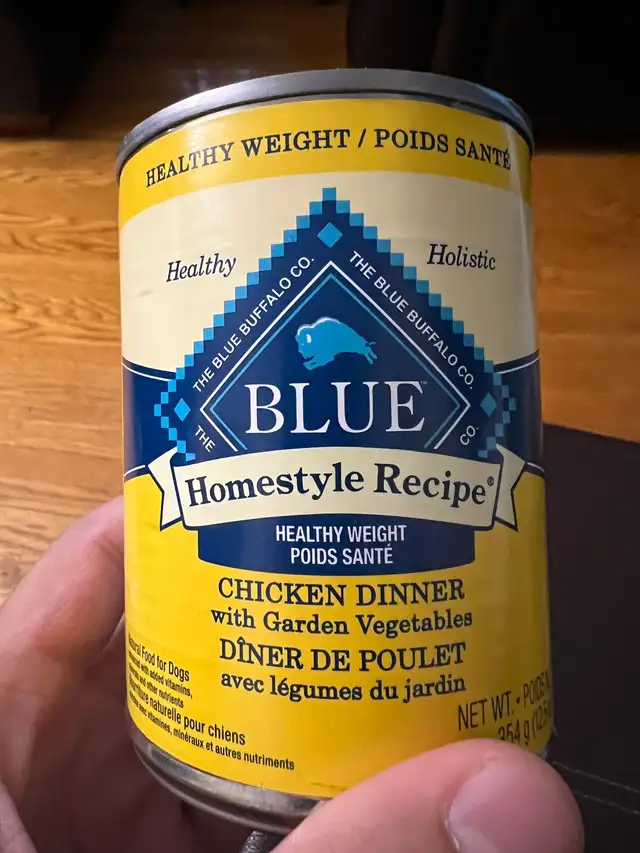 12 cans 354g Blue Buffalo Wet Dog Food Chicken in Other in Mississauga / Peel Region - Image 2