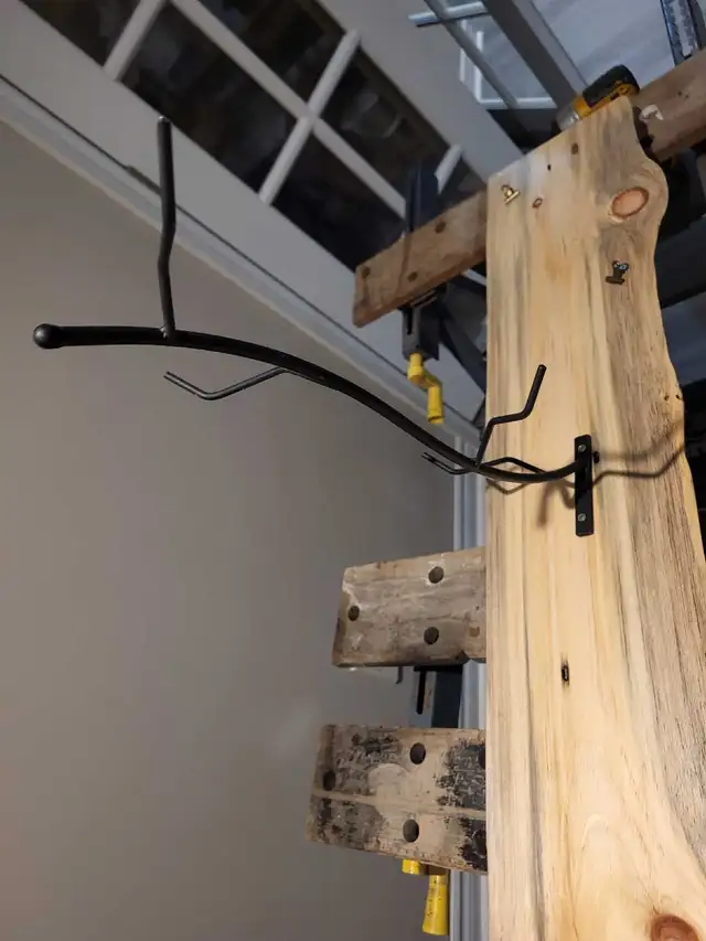 Live Edge Wooden Wall Mounted Jewelry Stand with LED Lights in Home Décor & Accents in Ottawa - Image 10